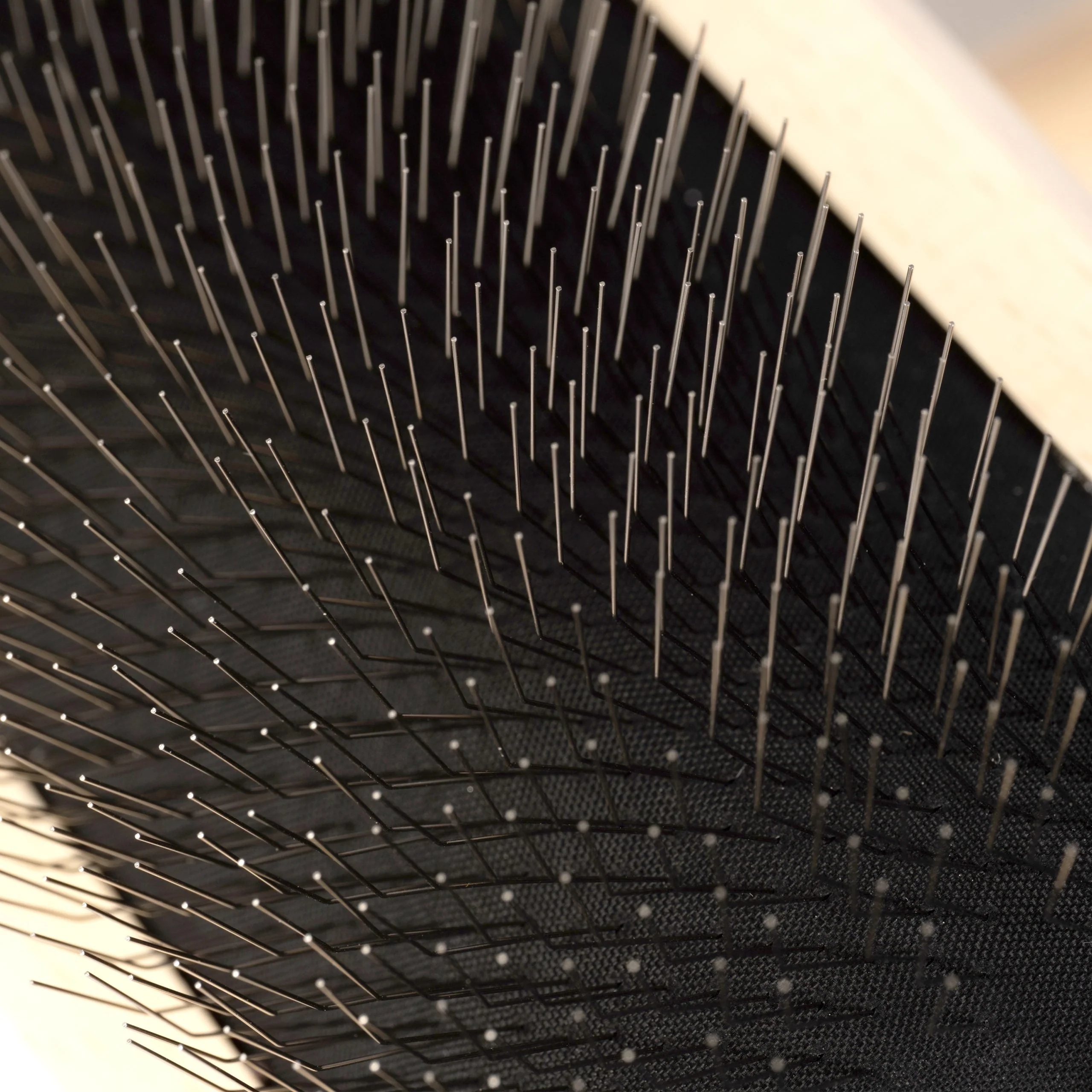 Karben I Extra Small Slicker Brush by Chris Christensen - Image 7