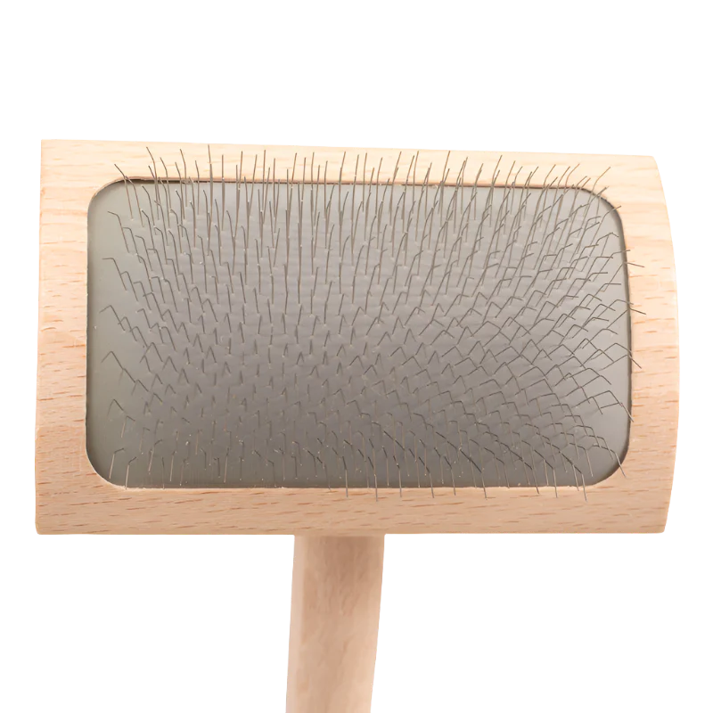 Mark Curved Back Medium Slicker Brush by Chris Christensen - Image 2