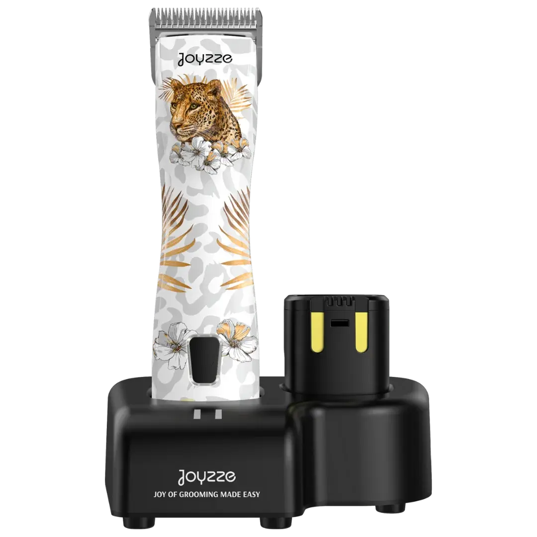 Raptor Pro Clipper with Two Batteries in a Case by Joyzze